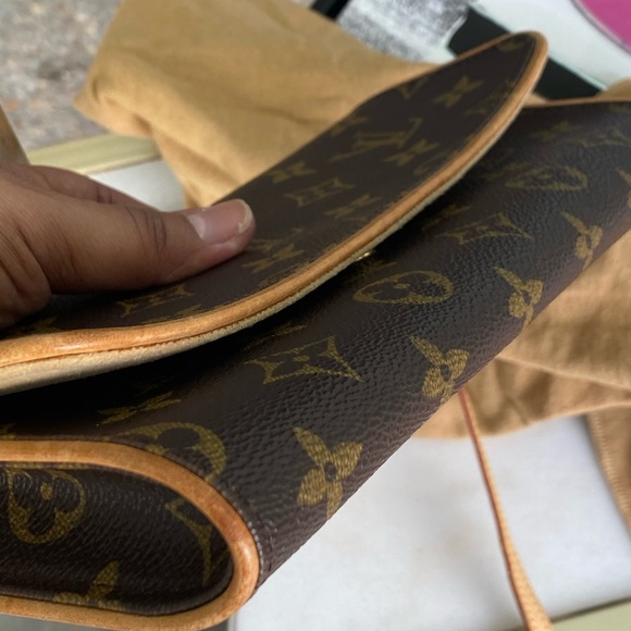 🚫SOLD🚫Authentic Louis Vuitton Twin Pochette GM - Picture 11 of 12